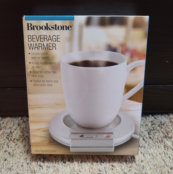 Brookstone Other - Brookstone Beverage Warmer